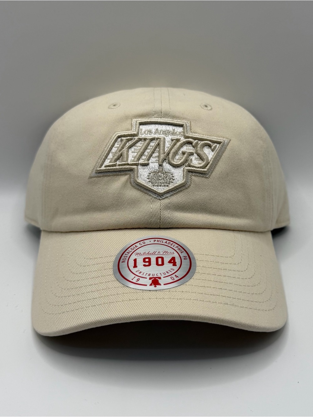 Los Angeles Kings Mitchell & Ness 1904 Adjustable Hat Strapback Cream NHL Cap